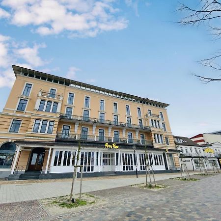 Berringer, Seestern, Direkt An Der Promenade Rostock Bagian luar foto